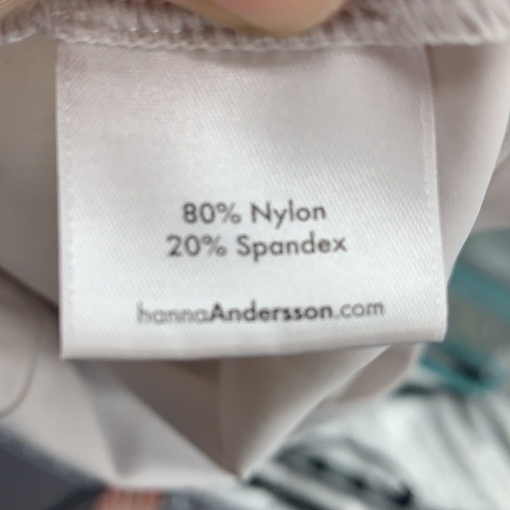 Hanna Andersson Rashguard Tee Sz 100 (4) - Picture 7 of 8